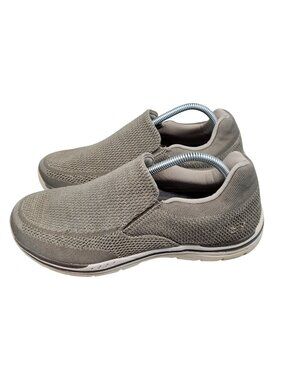 Skechers Shoes Mens Size 10.5 Relaxed Fit Gomel Taupe Textile Slip On Loafers